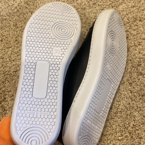 Garnet hill slip on leather 39 - Picture 3 of 3